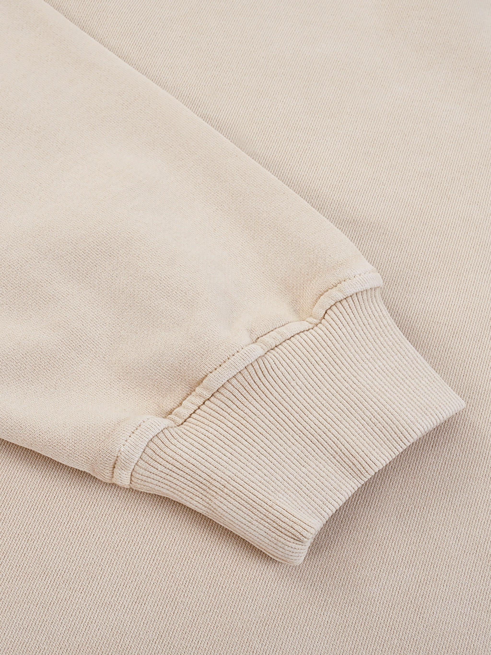 'RISE WITHOUT FEAR' OVERSIZE CREWNECK